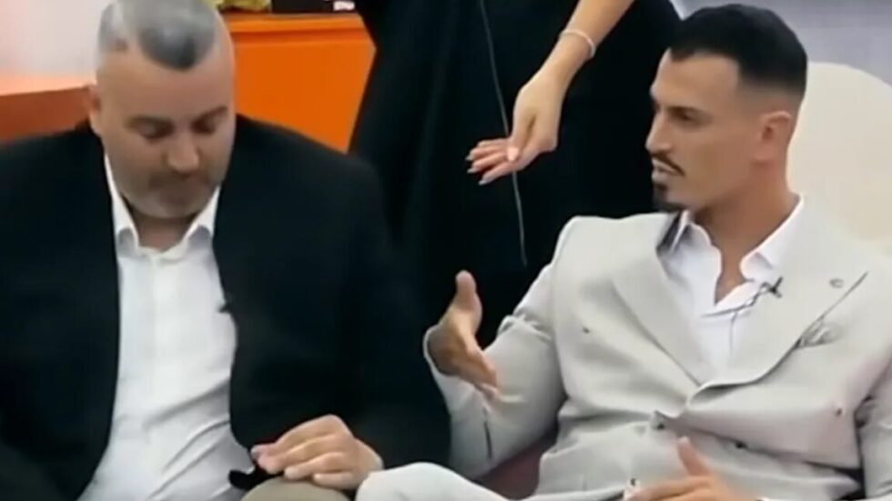 Gjatë publicitetit në Prime, ndodh përplasje f*zike mes Rogertit dhe Mateos (Video)