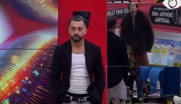 U mërzit se hapi zarfin e fundit? Gjesti: Nuk ka shans, unë dal nga shtëpia nëse…