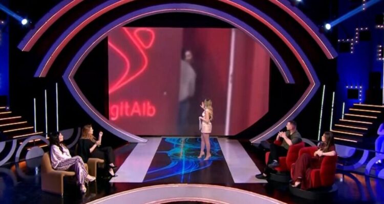 DALIN PAMJET, zbulohet “familjari” qĂ« Rozana takoi nĂ« dhomĂ«n e dĂ«shirave???