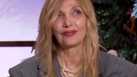 Mimoza Ahmeti rrënqeth rrjetin me rrëfimin e saj ‘8 vite sakrifica të llahtarshme…’