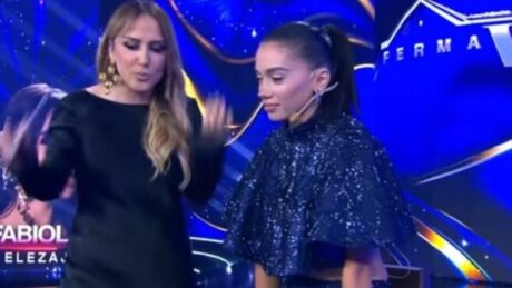 E BUJSHME! Pasi quajti Arbanën “k*çkë”, Fabjola Elezajt i ndodh e papritura jashtë Fermës