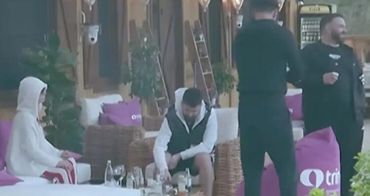 Kengetarja e famshme e “Ferma VIP 2” trondit me rrëfimin: “Babai humbi jetën në duart e mia. Doja të…”