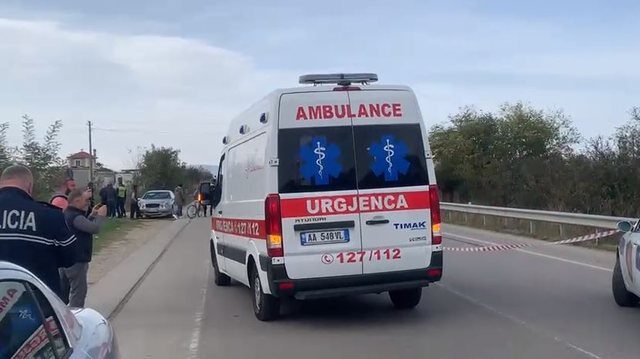 Aksidenti me katër persona të përfshirë, identifikohet personi që humbi jetën