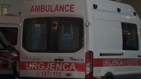Aksident i rëndë gjatë natës, raportohet se dy të rinj…