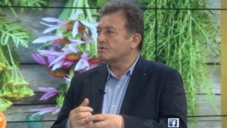 Murrizi, ‘ari i zi’ i Shqipërisë! Sekreti për zemrën e fortë dhe jetëgjatësinë! Ylli Merja ju tregon si ta perdorni