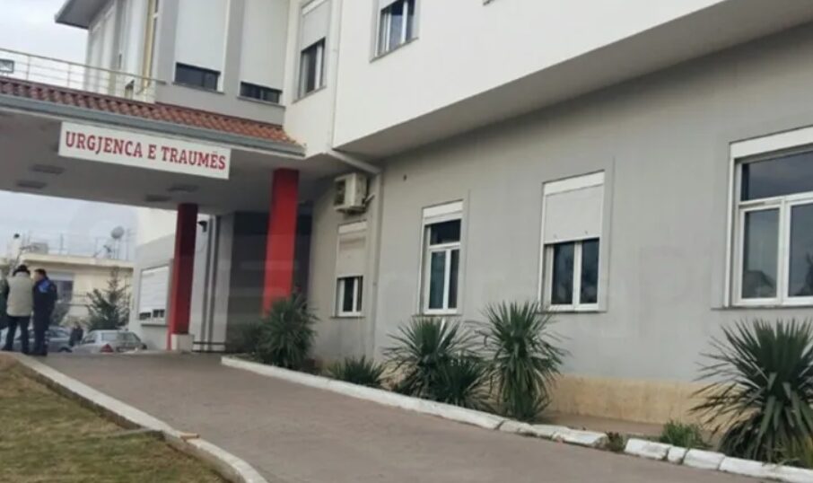 E TRISHTË! U përpIas nga motori në Tiranë, ndërron jetë në spital babai i ministres