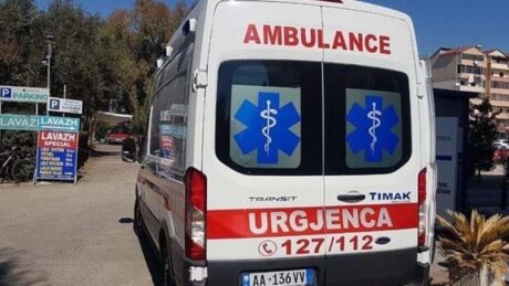 Ngjarje e rëndë në kryeqytet, gjendet i vd*kur një person
