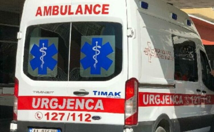 E rëndë në KRYEQYTET/ Gruaja b*e nga pallati ku banonte, humb j*tën në vend…