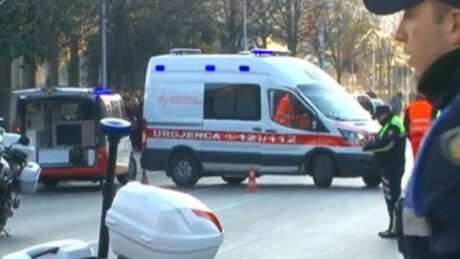 Aksident TRGAJIK ne vend! Furgoni përplaset me një makinë, dy persona…