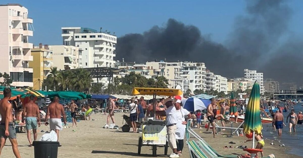 VIDEO/ Panik në Durrës! Zjarr masiv, dëmtohen disa biznese…