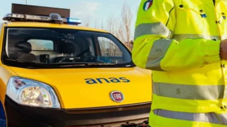 Aksident tragjik me vd*kje! Makina përplaset me kamionin, 6 persona thuhet se…