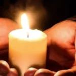 Tragjedi në klasë/ Mësuesi ndërron jetë papritur para studentëve