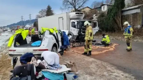 Po ktheheshin nga Kosova/ Aksidentohet familja shqiptare në Gjermani, 6 të plagosur, mes tyre dhe 3 të mitur
