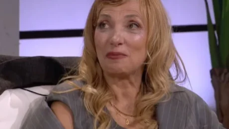 Mimoza Ahmeti hap zemrën, rrëfen historinë e saj të dashurisë me polakun!