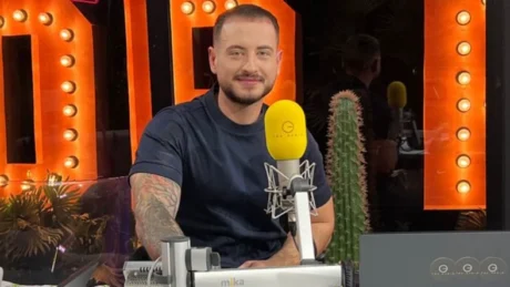 ‘S’më ha k…’ E TURPSHME! Xum Allushi shpërthen me fjalë të rënda ndaj Top Channel!