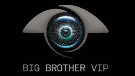 “Bashkë në hotel”/ Plas keq mes Rogertit dhe Selin: Kam informacione! Në Dubai ça ke bërë?