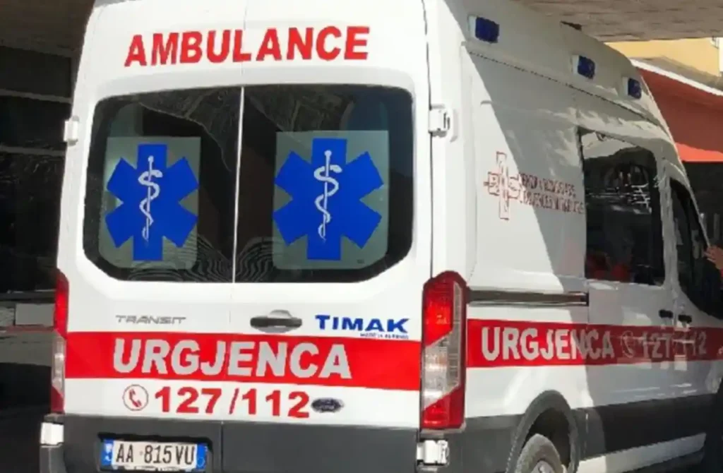 Gjendet një trup i pajetë në Elbasan, zona përreth e djegur.