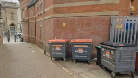 I riu shqiptar vd*s tragjikisht: Kamioni e shtyp në koshin e plehrave, më pas u…