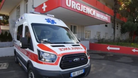 E tmerrshme në Tiranë! 7 vjecari u përpIas dy herë për vd*kje, së pari nga një burrë më pas nga një 42 vjecare