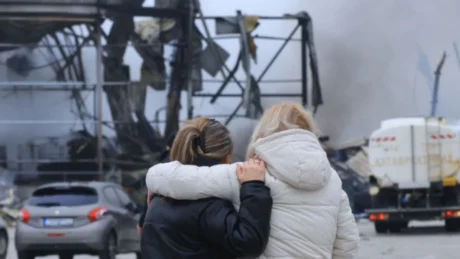 E dhimbshme! Gjendet trupi i pestë i punëtores që humbi jetën mes flakëve në fabrikën e Biskotave