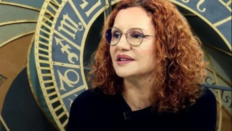 “Nëntori do të jetë transformues”, Meri Gjini bën parashikimin e muajit: Shenja që ka përmirësim të madh financiar