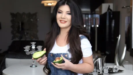 Nuk keni vullnet per tu dobesuar? Provoni kete diete 9 ditore nga Anlika Kalleshi