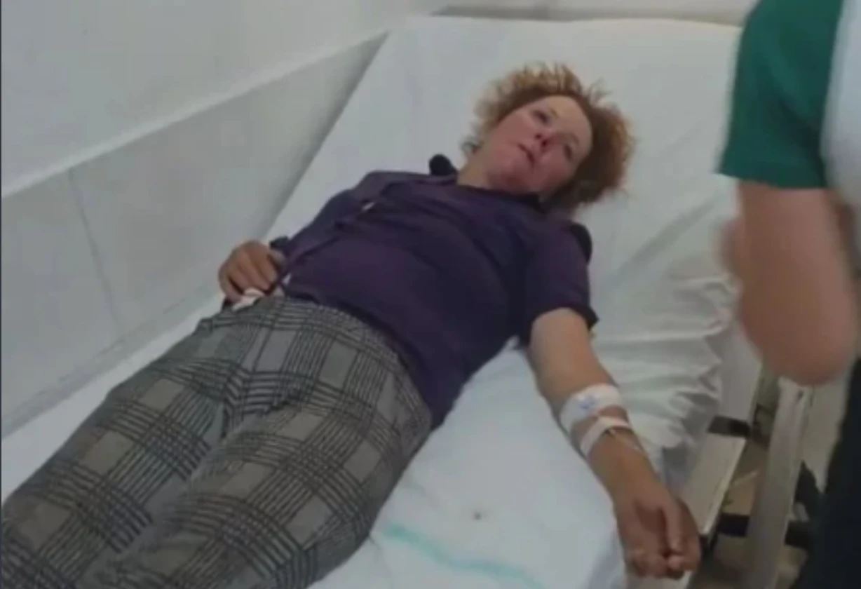 I moshuari humbi jetën nga flakët në Gramsh, nusja me lot në sy: I thërrita kur ra zjarri, kur e gjeta…