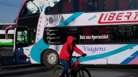 Tragjedi e madhe! Autobusi bie nga shkëmbi, humbin jetën 14 persona