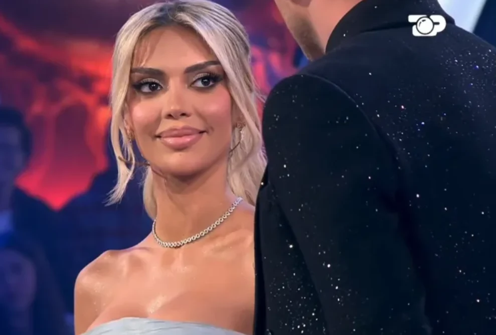 A e vutë re tensionin mes Ledionit dhe Brikenës?