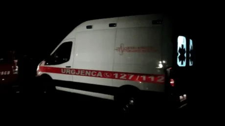 Aksident i rëndë në vend, makina përplas një person