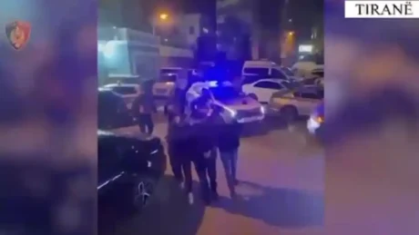 K*kainë në lokale, tabakino dhe taksi, goditet grupi kriminal në Tiranë, 27 të arrestuar (EMRAT)