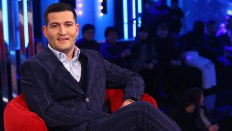 Nuk do të jetë më opinionist i “BBV”?/ Reagon Arbër Hajdari