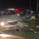 Aksident tragjik në vend! Dy makina bëhen copash, vd*s 20 vjecari