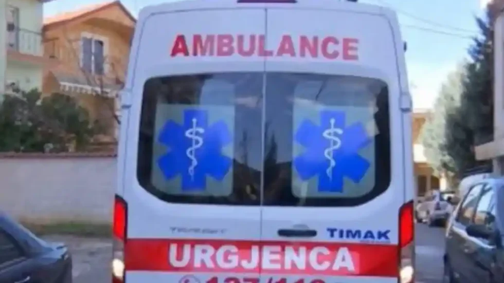 Lajmi i fundit/ Vri*tet me thike një 30-vjeçar në D…