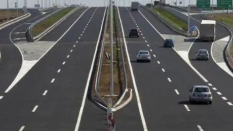 Autostrada në 150 km/orë/ Vendimi i ri rrit kufirin e shpejtësisë, ja vendi i parë që arrin këtë nivel