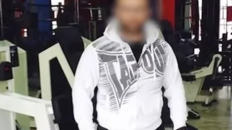 Humb jetën në shtëpi boksieri që dh*noi mjekun brenda spitalit