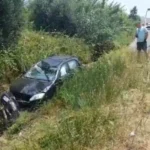 Aksident i rëndë në vend! Furgoni me njerëz përfundon në kanal, 4 persona…
