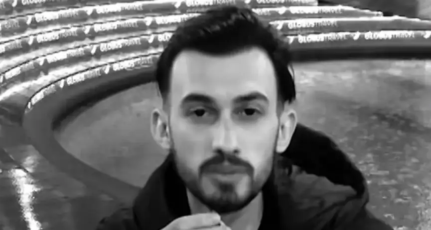 Çfarë po ndodh me të pas përjashtimit? Kristi publikon foton nga shtëpia…