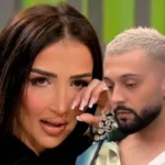 Cfarë ndodhi? Xheneta shfaqet duke qarë mbi bluzën e Gjestit? (Foto)