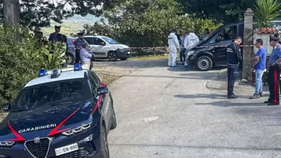 Vr*u gruan me gur/ Thellohet TRAGJEDIA! Burri vr*t dhe djalin e mitur, e bija në gjendje të rëndë…