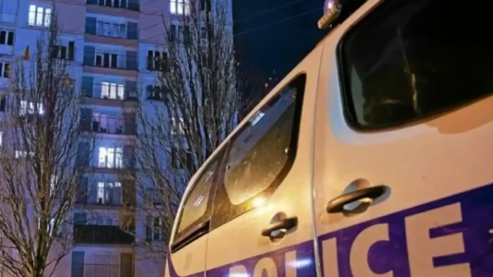 Ngjarje tragjike/ Shqiptari vret gruan e tij dhe i jep fund jetës, oficerët zbuluan …