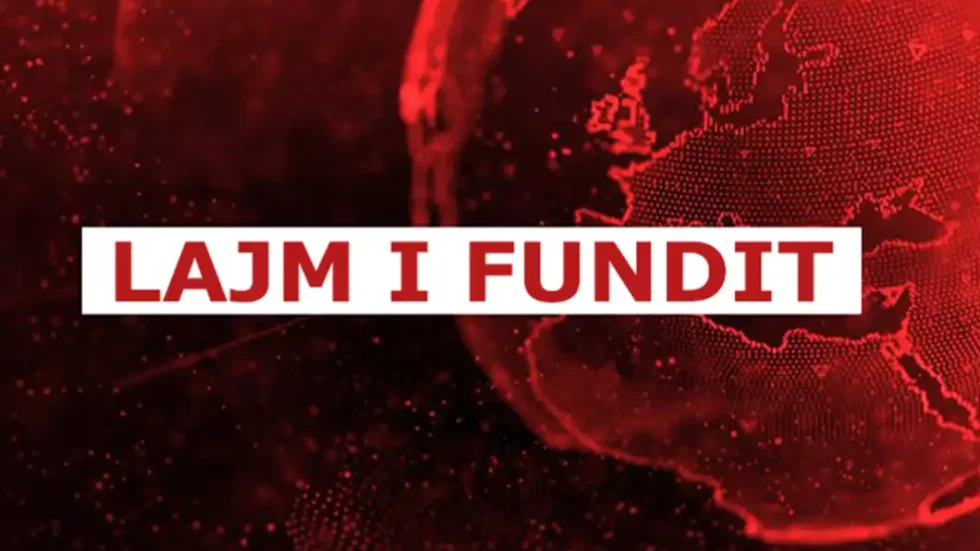 Makina del nga rruga dhe përplaset me një shtyllë elektrike, ndërron jetë shoferi 32-vjeçar