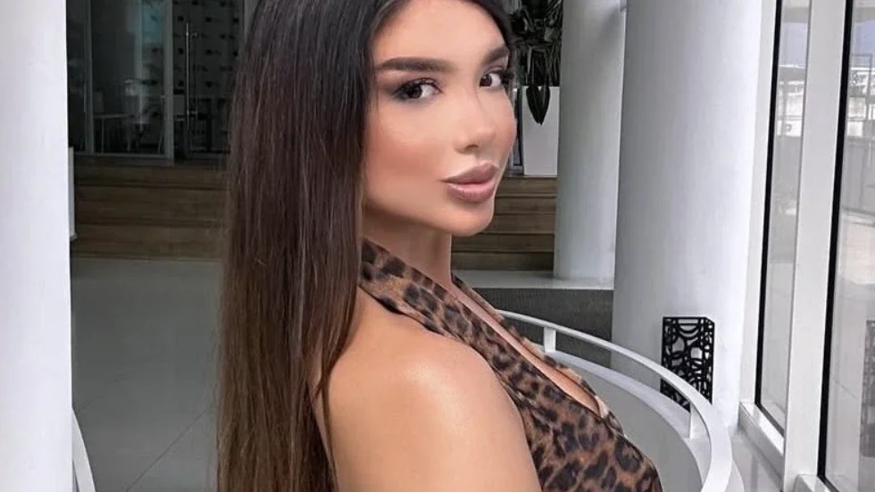 Shifra superiore! Nuk do e besoni dot sa ka kushtuar fustani i Alba Pollozhanit në finalen e BBVK!