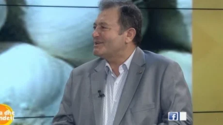 Lulja e Basanit: Bima mrekulli që gjendet kudo – Ja si ndihmon Shëndetin sipas Ylli Merjas