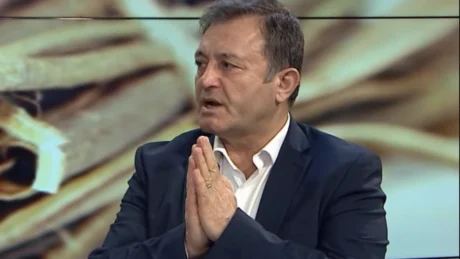 Ylli Merja tregon lulen ‘çudibërëse’ për celulitin dhe shëndetin tuaj / Ja ku e gjeni dhe si ta përdorni