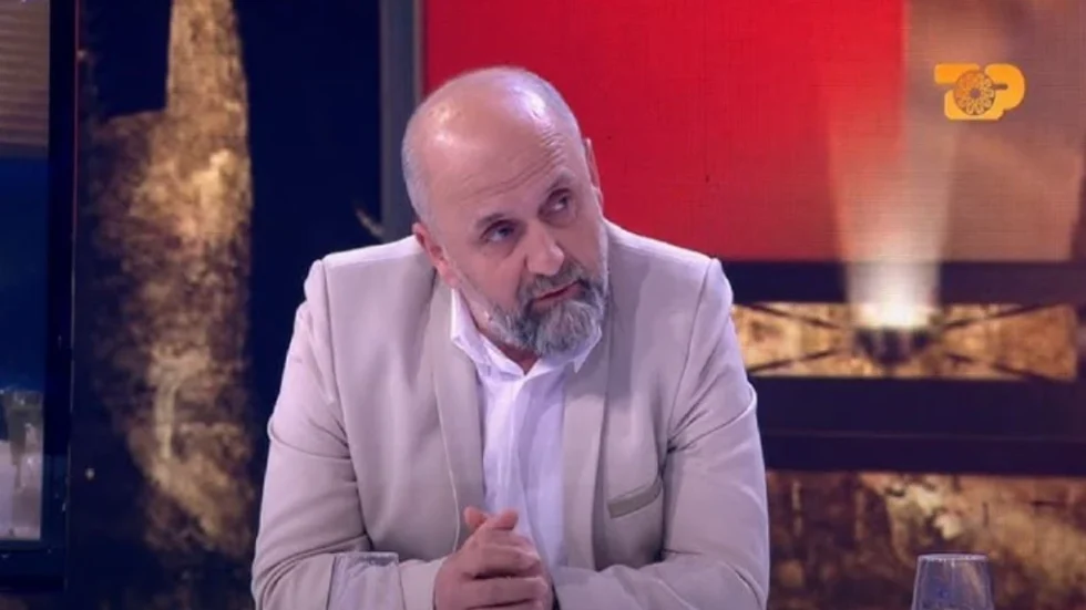 Cako sulmon Fatos Nanon pas vdekjes: I neveritshëm, vr*sës dhe…