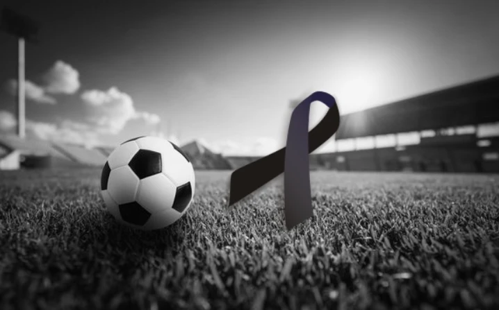 Futbolli në Zl! Ra nga kabina e teleferikut 70 m lartësi, humb jeten futbollisti i njohur