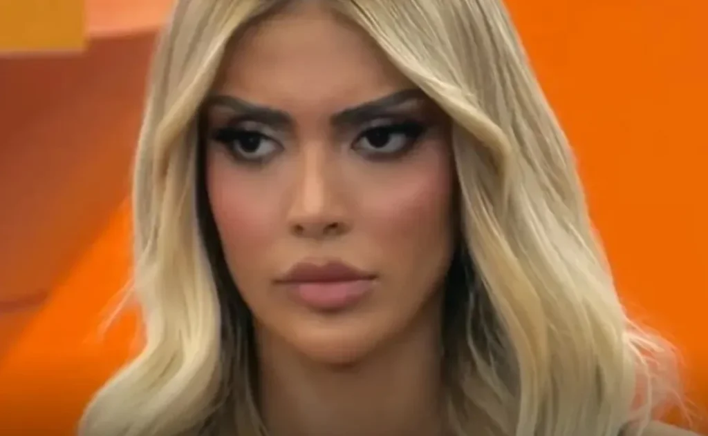 Pamje shqetësuese/ Cfarë po ndodh me banore, Brikena kërkon urgjentisht një psikolog!