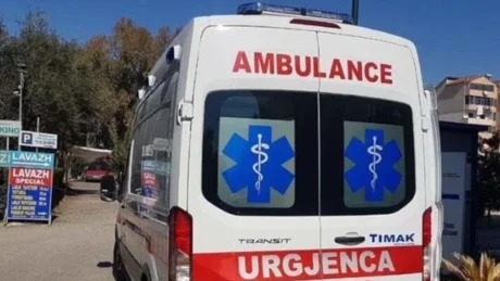 Nuk kanë fund aksidentet në vend! Makina përpIas për vd*kje burrin që lëvizte me bicikletë