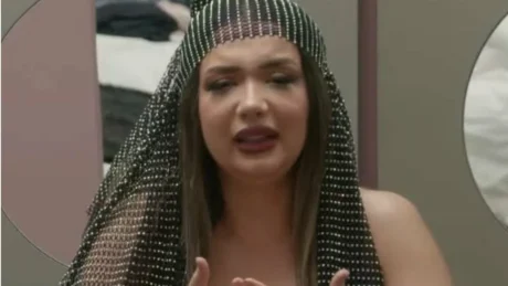 Eskalon debati mes Limit dhe Albës: Nuk flet me prindërit, mashtruese – ta kam dhënë vizën